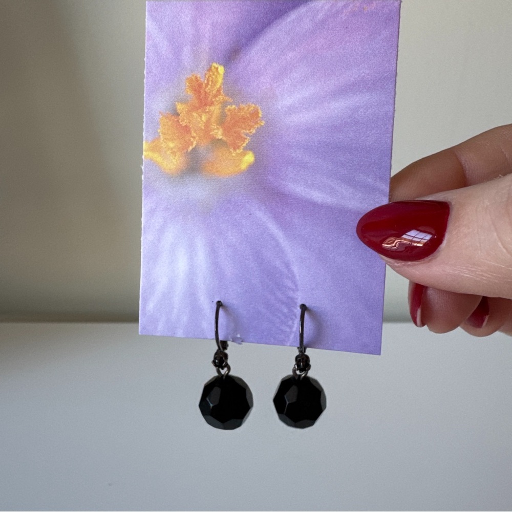 vintage black crystal earrings with lever back hooks
